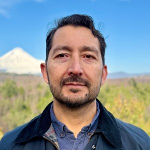 Dr. Marcelo Somos-Valenzuela
